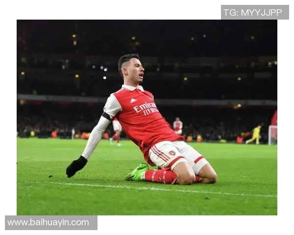 马丁内利的崛起之路：从青涩小将到足坛明星的华丽转身